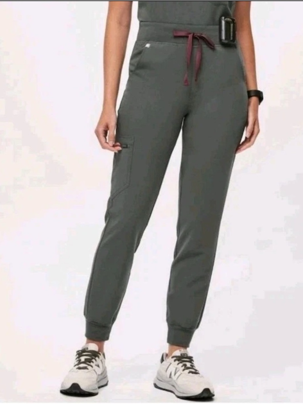 🩺 Figs Technical Collection Scrub Set Women's XL Top & L/P Joggers Bonsai Green